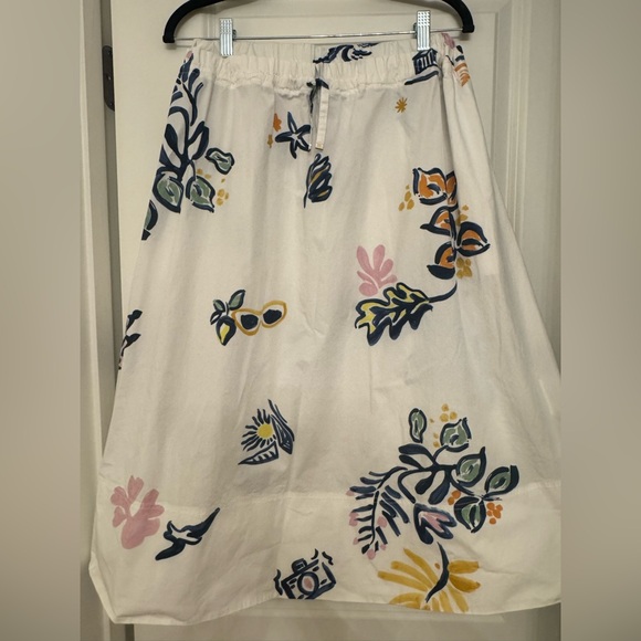 MARELLA Dresses & Skirts - MARELLA White A-Line Skirt with Multicolor Floral Design